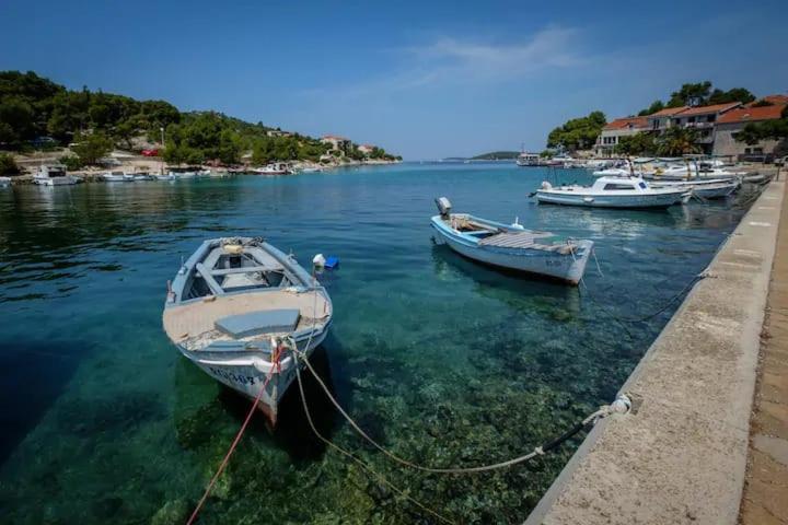 Apartman Marin Ražanj Buitenkant foto